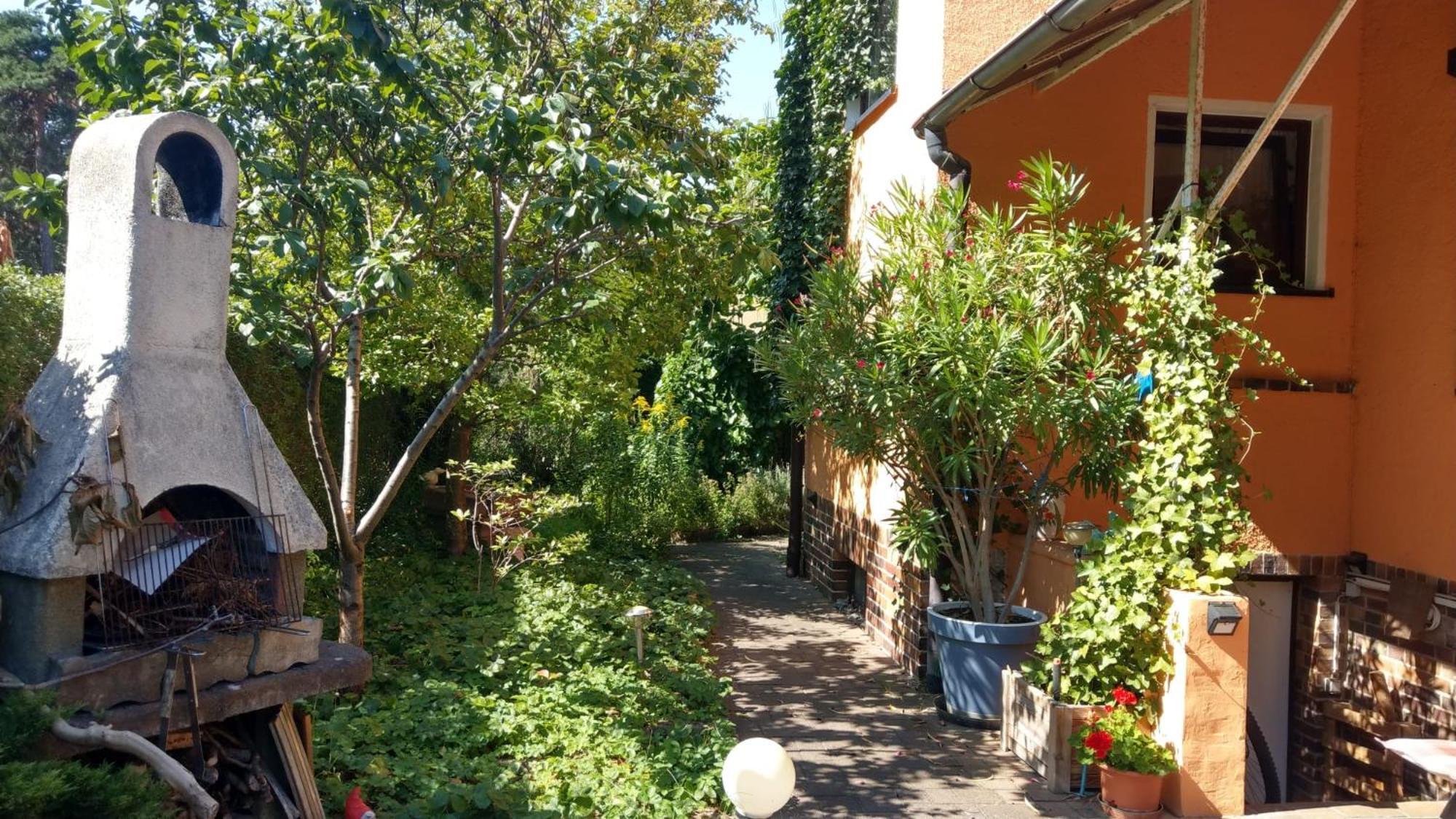 Ferienwohnung Luise, Gemuetlich, Freundlich Und Ganz Nah An Berlin オラニエンブルク エクステリア 写真